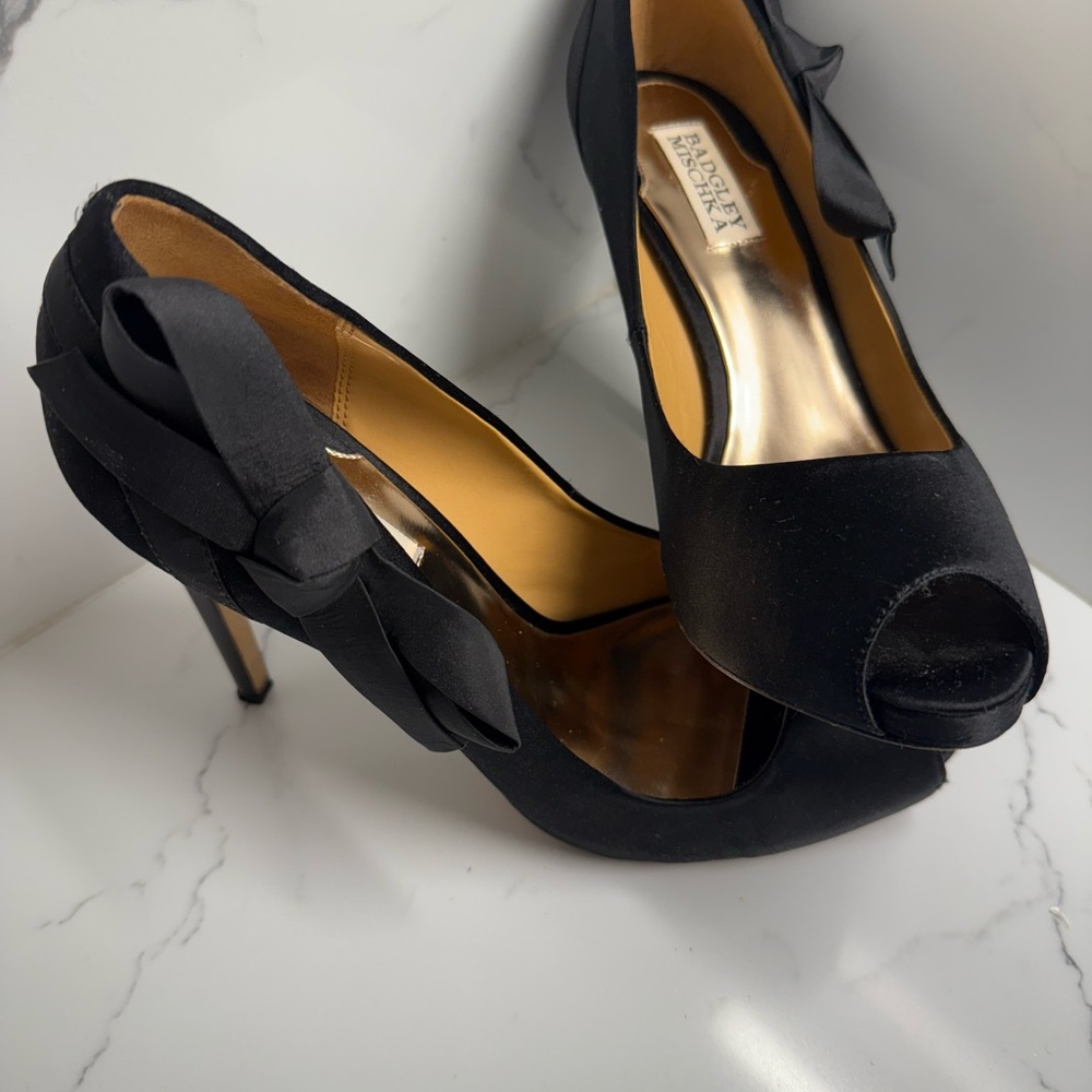 Badgley Mischka Black Satin Heels with Bow